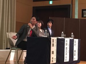 健康セミナー登壇風景（医師と共同登壇・女性向け）